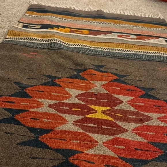 Handmade Southwestern Woven Wool Rug with Fringe super soft!! - Picture 2 of 8